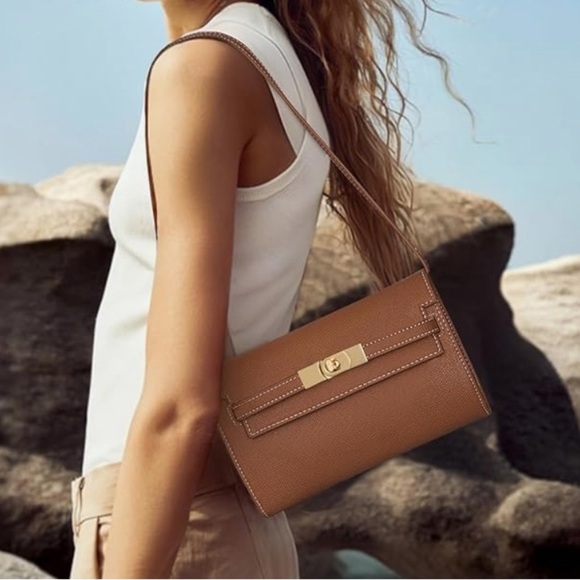 Designer look mini Brown Leather Bag with crossbody strap - Picture 2 of 6